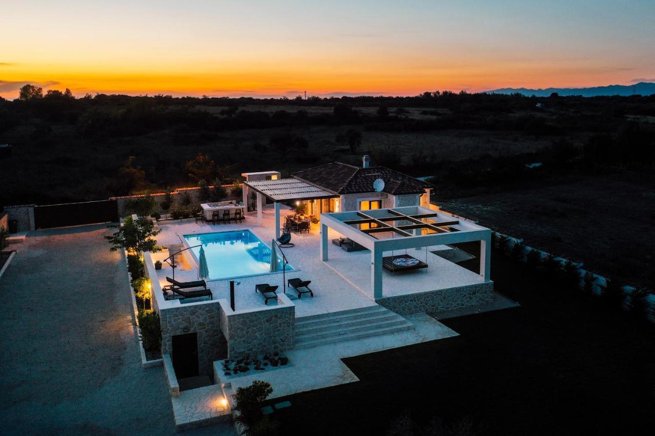 Olivetum Villa *