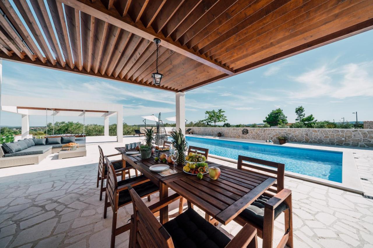Olivetum Villa *